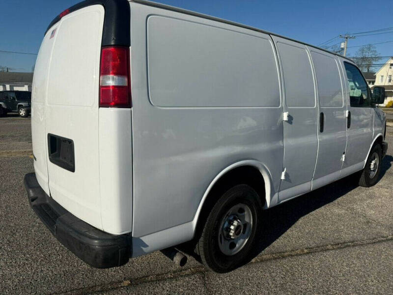 2017 GMC Savana 3500