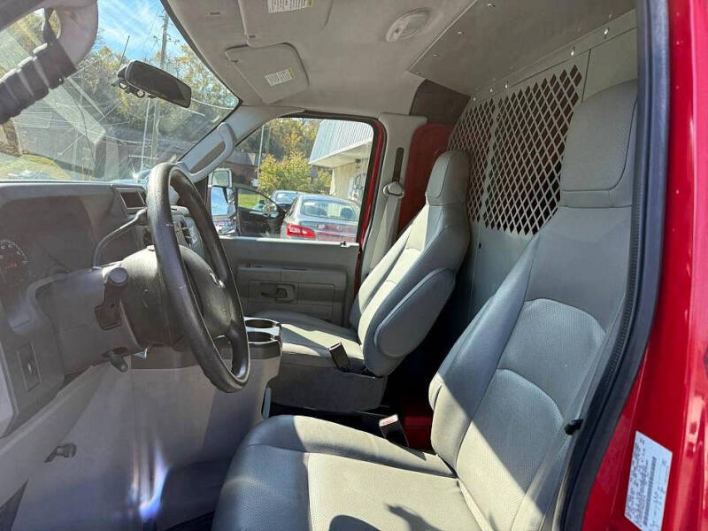 2011 Ford E-Series E-350 SD