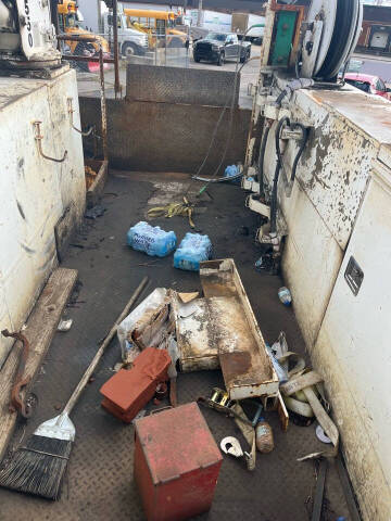 2013 Freightliner 108 SD