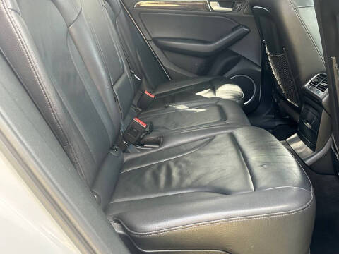 2017 Audi Q5 2.0T quattro Premium Plus