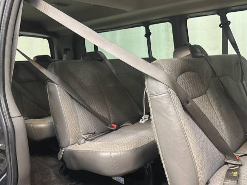 2017 Chevrolet Express LT 3500