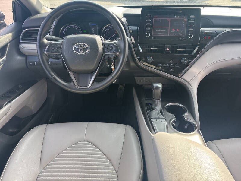 2023 Toyota Camry SE