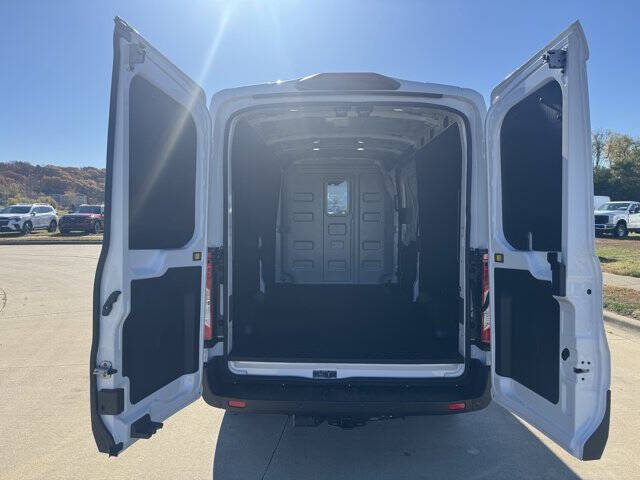 2026 Ford Transit 250