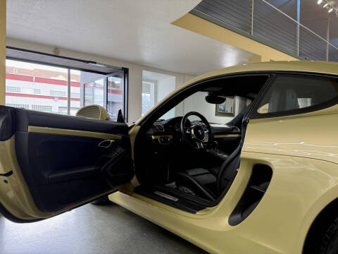 2015 Porsche Cayman GTS