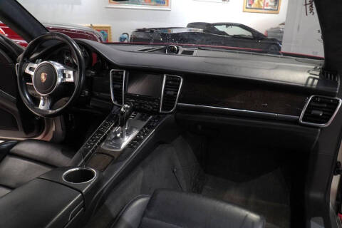 2011 Porsche Panamera Turbo