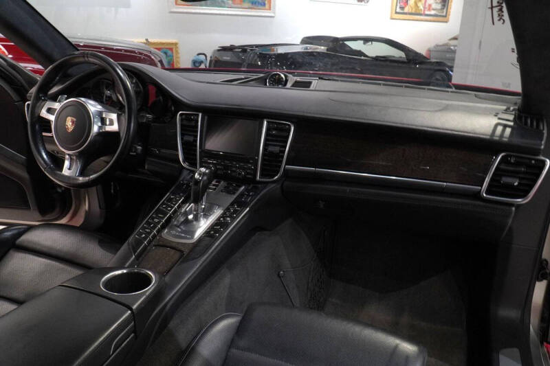 2011 Porsche Panamera Turbo