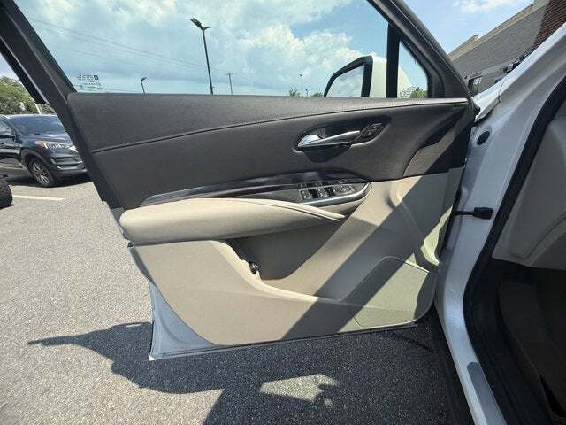 2022 Cadillac XT4 Luxury