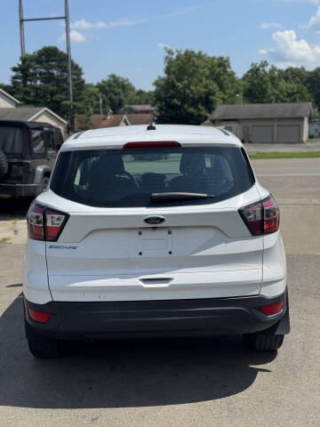 2017 Ford Escape S