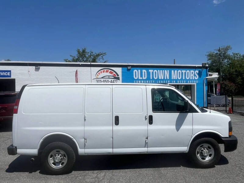 2021 Chevrolet Express 2500