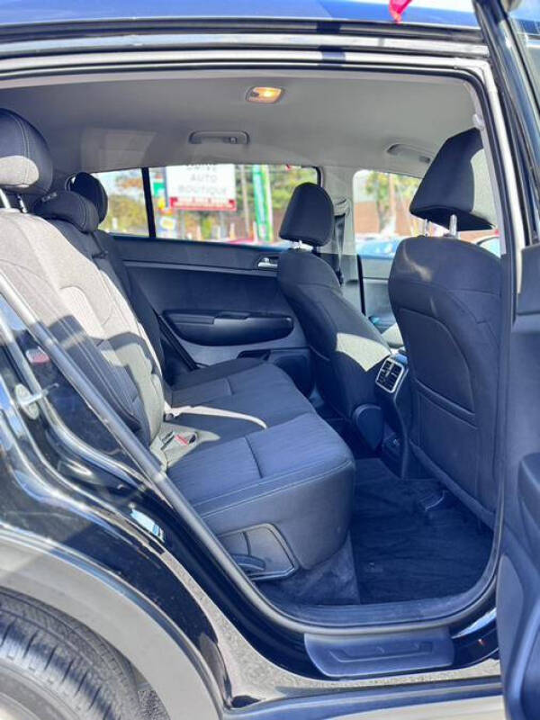 2022 Kia Sportage LX