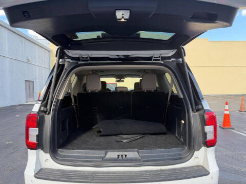 2023 Ford Expedition MAX XLT