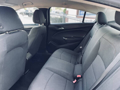 2018 Chevrolet Cruze LS Auto