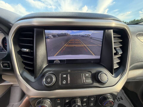 2020 GMC Acadia Denali