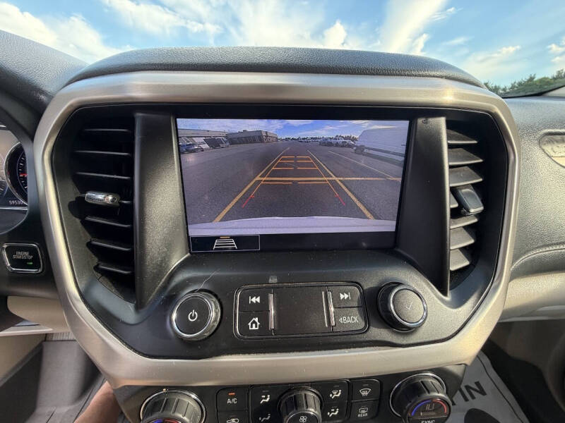 2020 GMC Acadia Denali