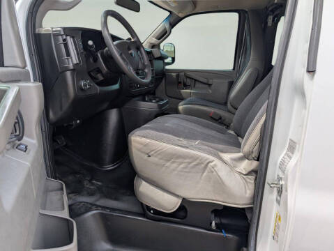 2018 GMC Savana 2500