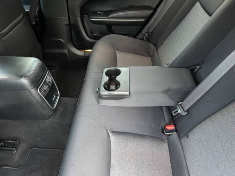 2021 Chrysler 300 Touring