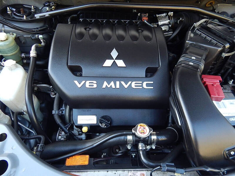 2008 Mitsubishi Outlander XLS
