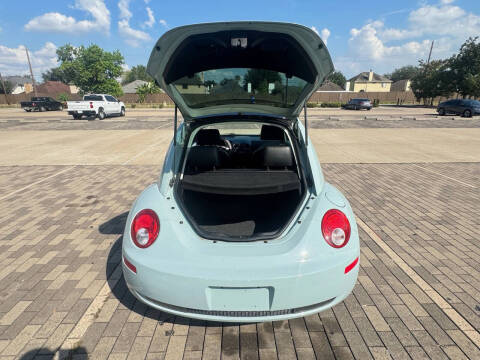 2010 Volkswagen New Beetle