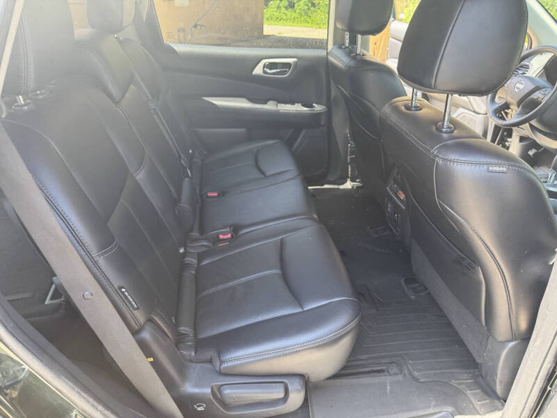 2018 Nissan Pathfinder Platinum