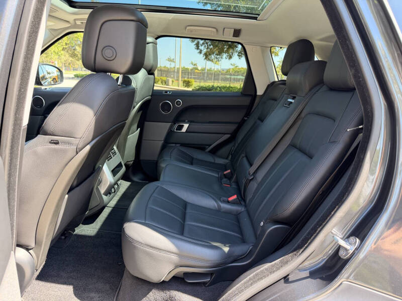 2019 Land Rover Range Rover Sport SE