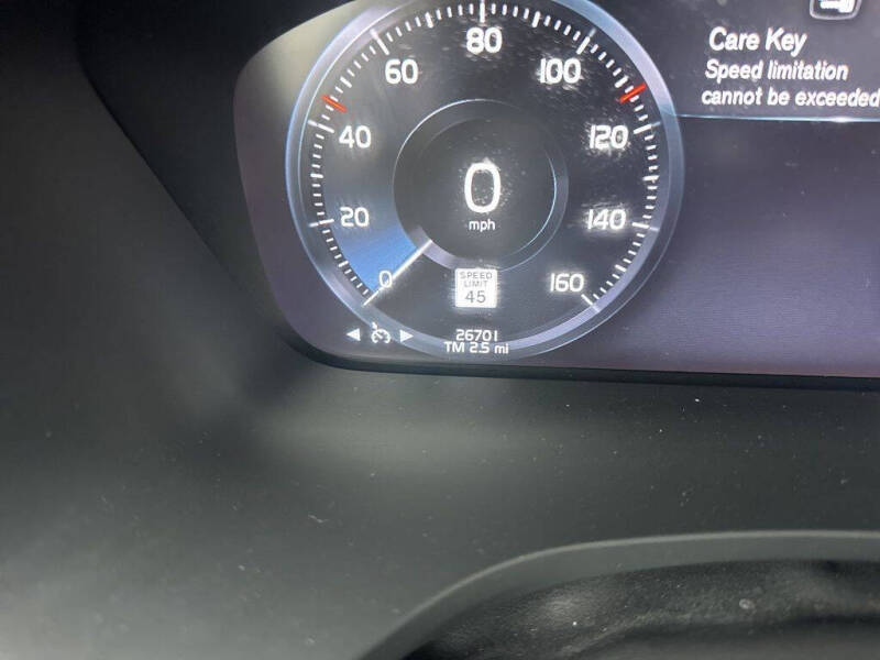 2021 Volvo S60 T5 Momentum