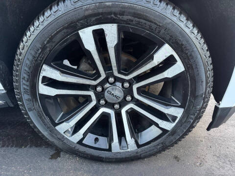 2017 GMC Yukon XL SLT