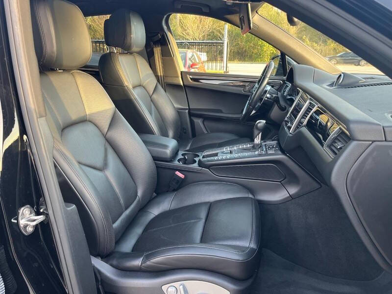 2017 Porsche Macan S