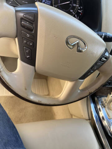 2011 Infiniti QX56