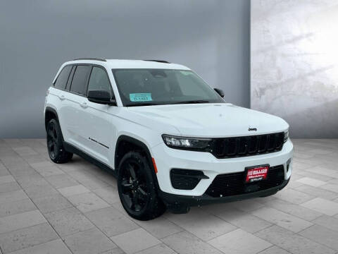 2023 Jeep Grand Cherokee Altitude