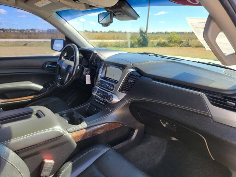 2018 Chevrolet Suburban LT