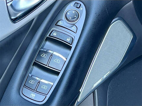 2022 Infiniti Q50 Luxe