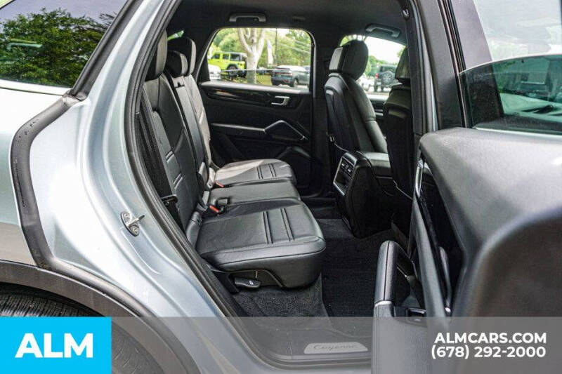 2023 Porsche Cayenne