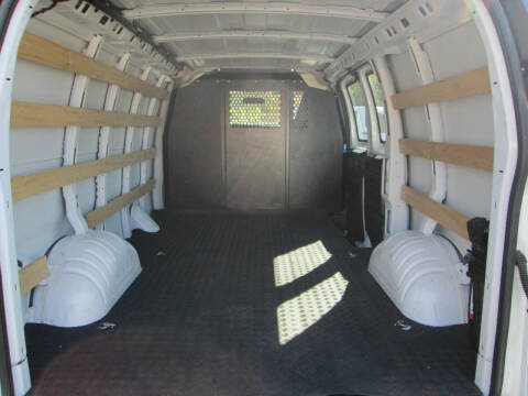 2024 Chevrolet Express 2500