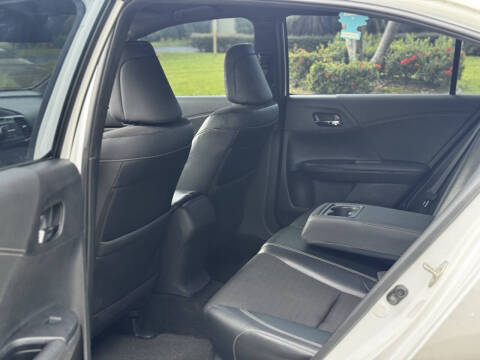 2017 Honda Accord Sport w/Honda Sensing