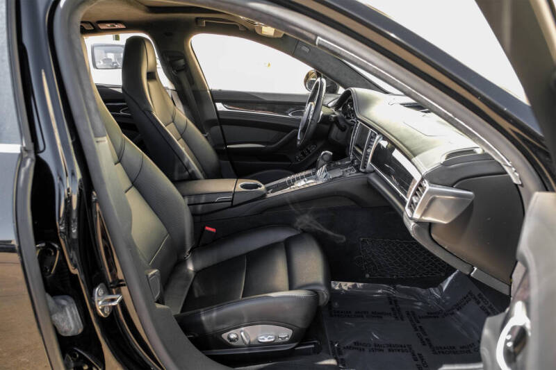 2011 Porsche Panamera Turbo