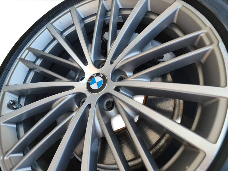 2018 BMW 5 Series 530i