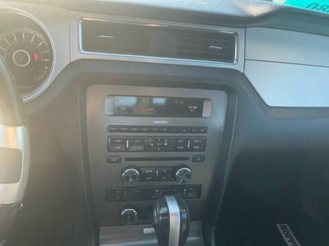 2013 Ford Mustang V6