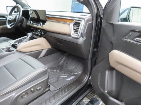 2023 GMC Canyon Denali