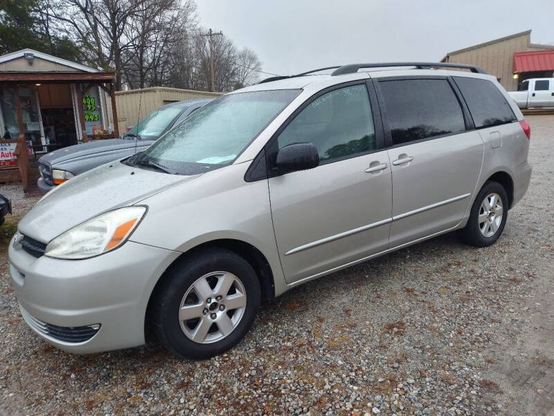 2004 Toyota Sienna for sale at Wheels To Go Auto Sales in Greenville SC