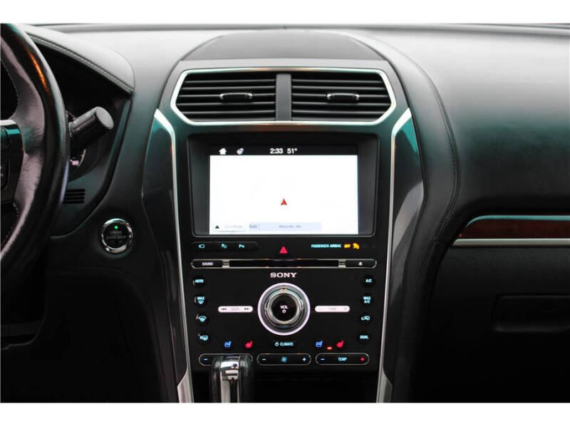 2017 Ford Explorer Platinum