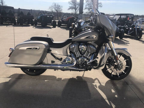 2022 Indian CHIEFTAIN LIMITED, SILVER QUAR for sale at Head Motor Company in Columbia MO