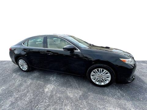 2015 Lexus ES 350 for sale at PENWAY AUTOMOTIVE in Chambersburg PA