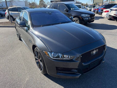 2017 Jaguar XE 35t R-Sport
