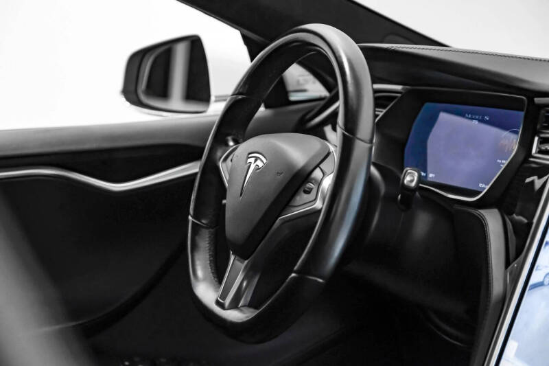 2016 Tesla Model S