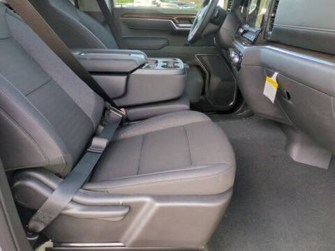 2026 GMC Sierra 1500 Elevation Standard