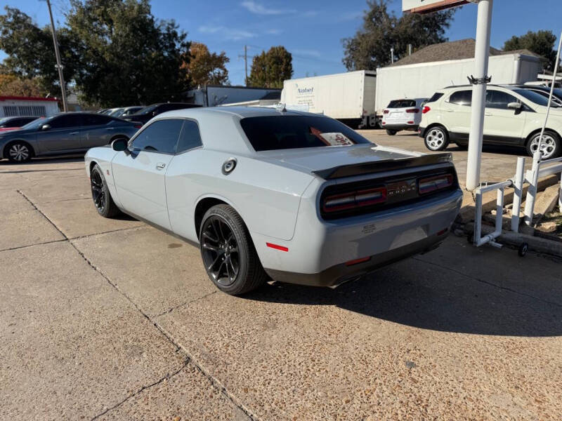 2022 Dodge Challenger