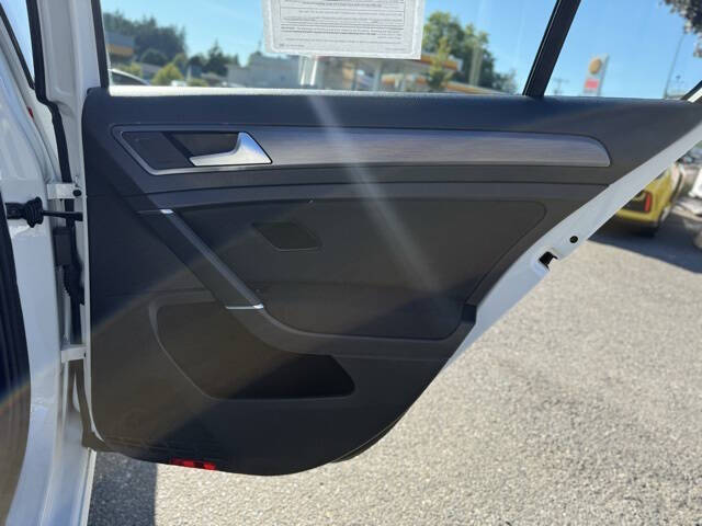 2019 Volkswagen e-Golf SE