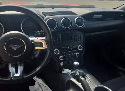 2019 Ford Mustang EcoBoost