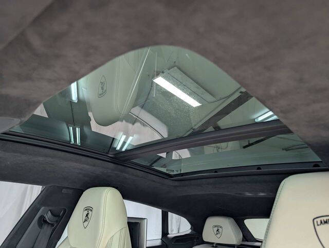 2019 Lamborghini Urus