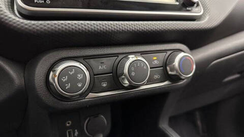 2022 Nissan Kicks S